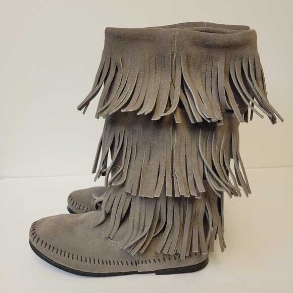 Minnetonka Suede Calf Hi 3-Layer Fringe Moccasin Pocahontas Cowgirl Western Boot - Picture 5 of 11